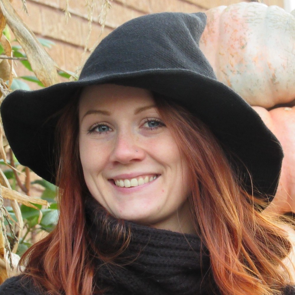 Meet your Posher, Claire